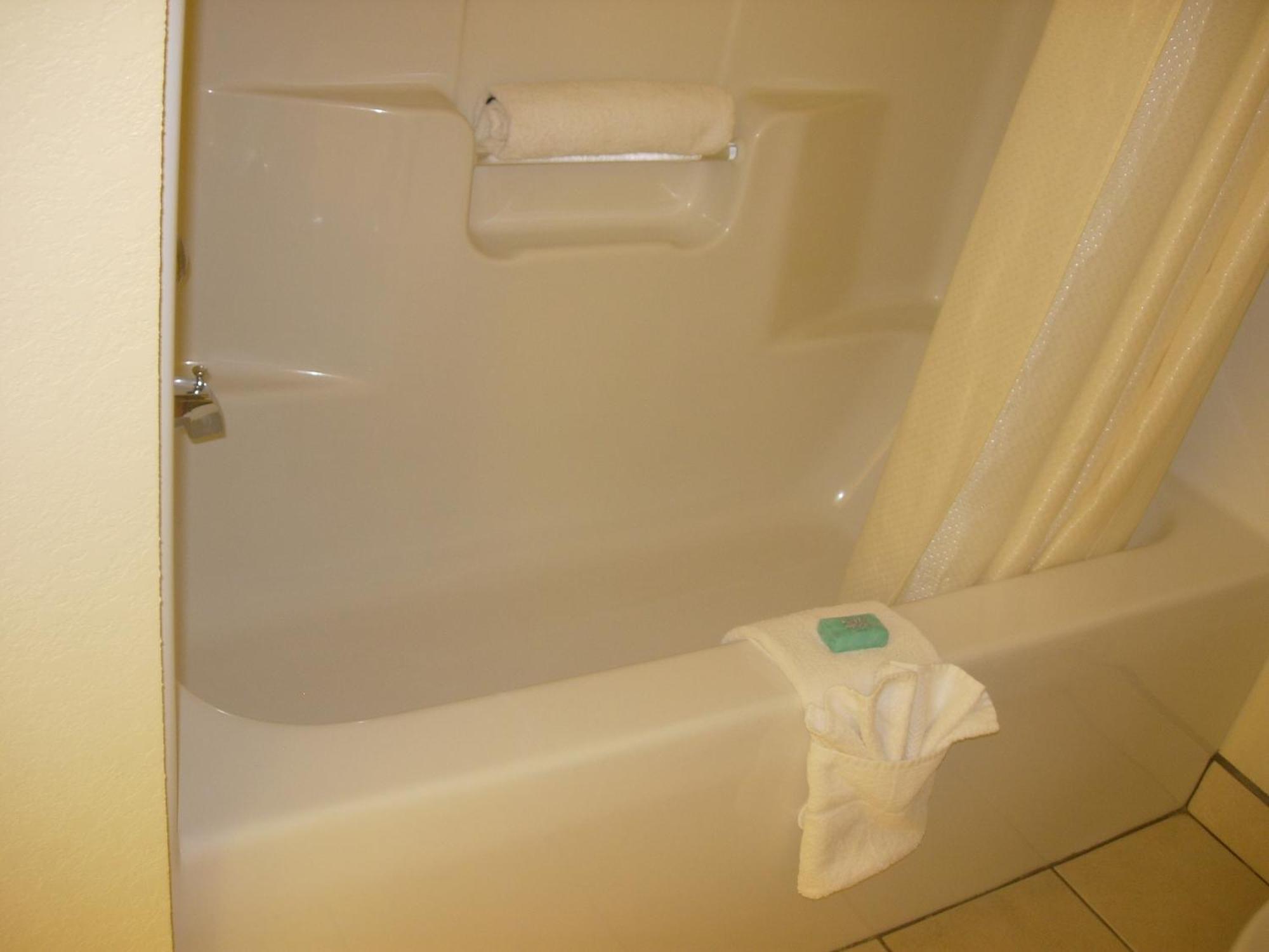 Western Inn & Suites Дъглас Екстериор снимка