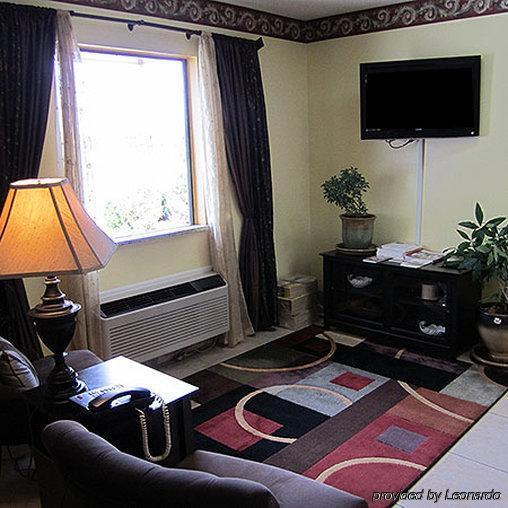 Western Inn & Suites Дъглас Екстериор снимка